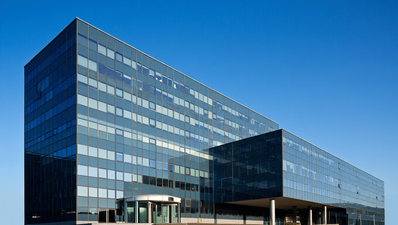 Alliance commerciale USA-UE: 600 milliards de dollars d'investissements et risques globaux de protectionnisme. Analyse d'Avi Itzkovich