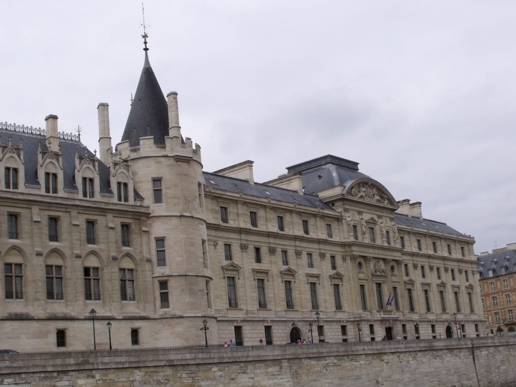 Palais de justice