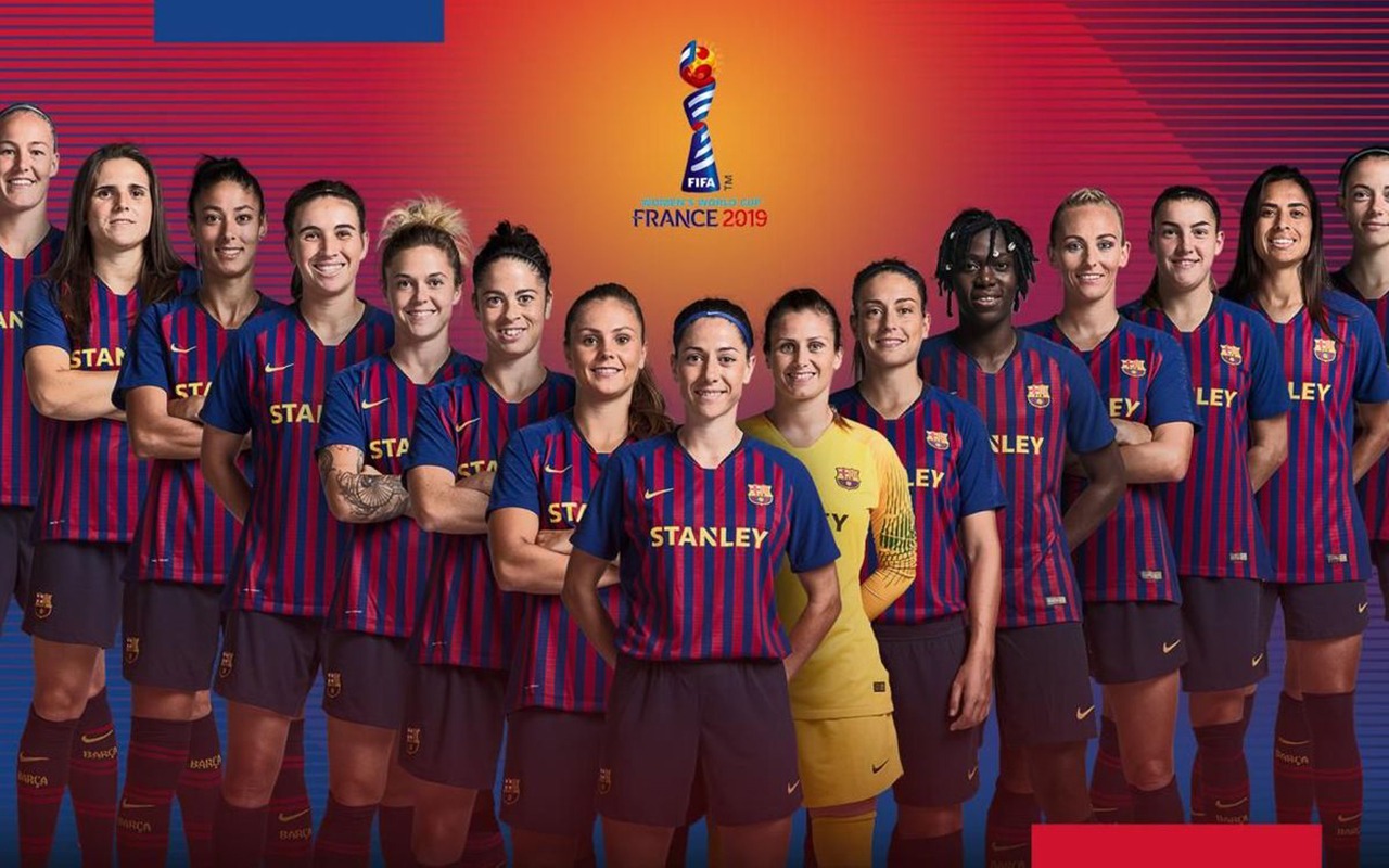 Le salaire d'une footballeuse