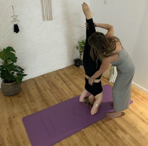 tapis de yoga pro ethnique violet yogom